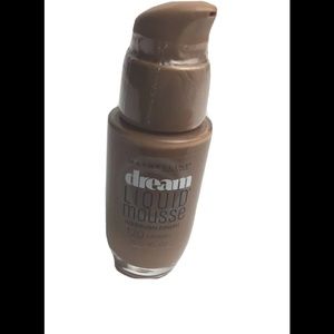 NEW Maybelline New York Dream Liquid #120